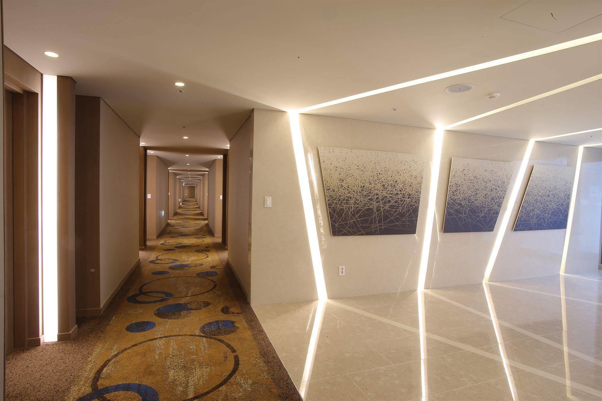 Aventree Hotel Пусан Екстериор снимка